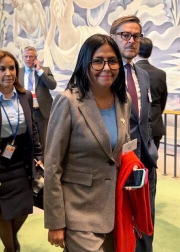 (+Video) Llegada de la presidenta Delcy Rodríguez a la Asamblea General de la ONU en Nueva York