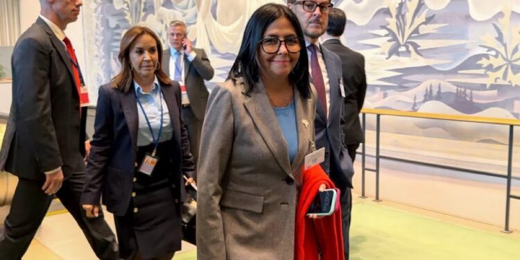 (+Video) Llegada de la presidenta Delcy Rodríguez a la Asamblea General de la ONU en Nueva York 1 (+Video) Llegada de la presidenta Delcy Rodríguez a la Asamblea General de la ONU en Nueva York