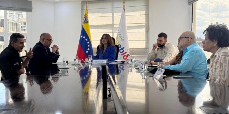 Avanza agenda de trabajo entre la Defensoría del Pueblo y defensores de derechos humanos