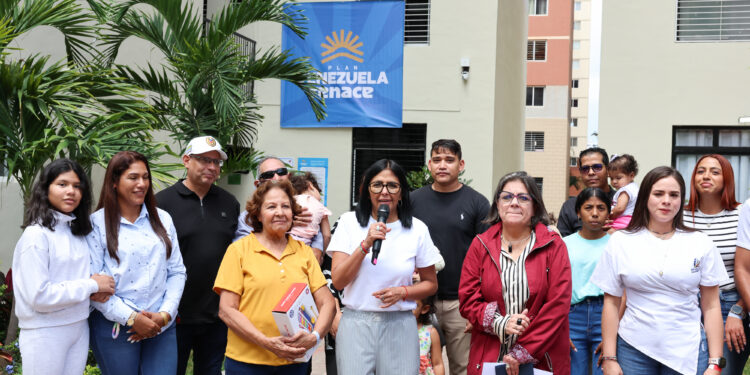 Plan Venezuela Renace entrega 181 viviendas dignas a familias afectadas por el doble sismo
