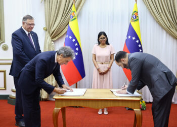 Venezuela y la multinacional TotalEnergies firman memorando de entendimiento para fortalecer la cooperación energética 4 Venezuela y la multinacional TotalEnergies firman memorando de entendimiento para fortalecer la cooperación energética