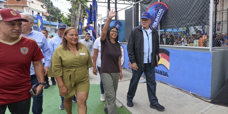 Presidenta Delcy Rodríguez constató avances comunales en El Gran San Blas de Petare