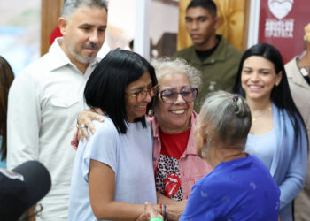 Presidenta Rodríguez lidera jornada del Plan "Más Años, Más Amor" para beneficiar a más de 112 mil adultos mayores en Anzoátegui 4 Presidenta Rodríguez lidera jornada del Plan «Más Años, Más Amor» para beneficiar a más de 112 mil adultos mayores en Anzoátegui