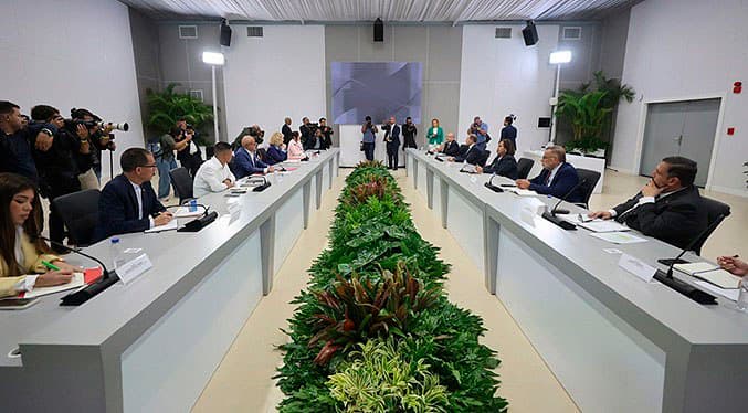Opinión Diálogo: buena práctica democrática 1 Opinión Diálogo: buena práctica democrática