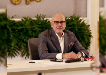 Jorge Rodríguez anuncia la culminación del segundo día de conversacione y acuerdos con la AN 2015