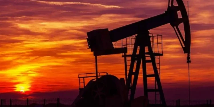 El Brent supera los 102 dólares por barril ante el bloqueo del estrecho de Ormuz 1 El Brent supera los 102 dólares por barril ante el bloqueo del estrecho de Ormuz