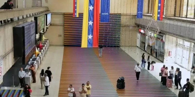 Aeropuerto de Maiquetía recupera el 50 % de su capacidad operativa en 35 días 1 Aeropuerto de Maiquetía recupera el 50 % de su capacidad operativa en 35 días