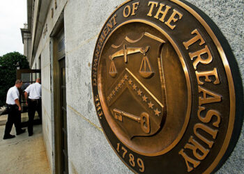 Nuevas licencias de la OFAC habilitan transacciones de oro y carbón venezolano