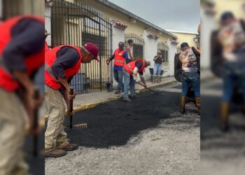 Colocan 570 toneladas de asfalto en La Matica de Los Teques