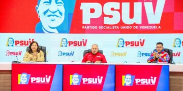 Diosdado Cabello anuncia masiva movilización de mujeres este jueves en Caracas por Mes Rosa