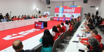 Cabello califica de «monumental» la movilización en la Consulta Popular Nacional