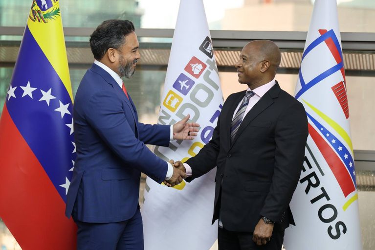 Bolipuertos afianza el posicionamiento del país como centro estratégico e imparable del bunkering caribeño 4 5095866538388033119 767x511 1
