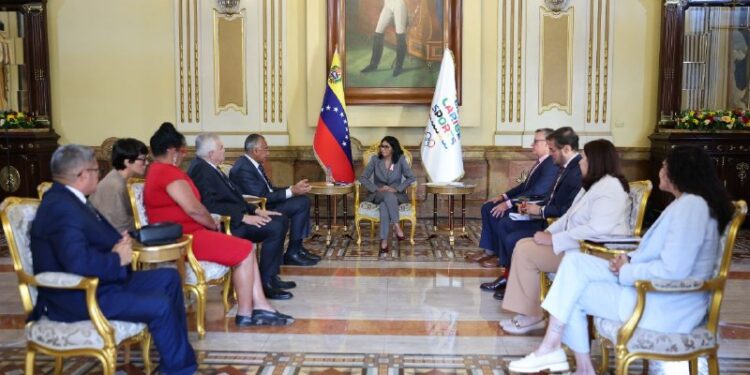 Presidenta Delcy Rodríguez presenta postulación de Venezuela como sede de los Juegos Centroamericanos y del Caribe 2030 1 Presidenta Delcy Rodríguez presenta postulación de Venezuela como sede de los Juegos Centroamericanos y del Caribe 2030