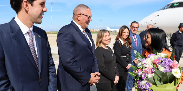 Presidenta Delcy Rodríguez arriba a Roma para participar en el Foro Mundial de Alimentación de la FAO 1 Presidenta Delcy Rodríguez arriba a Roma para participar en el Foro Mundial de Alimentación de la FAO