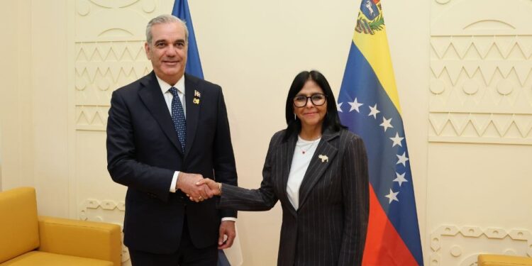 Presidenta Delcy Rodríguez sostiene reunión bilateral con Luis Abinader en el marco del Foro Mundial de la FAO
