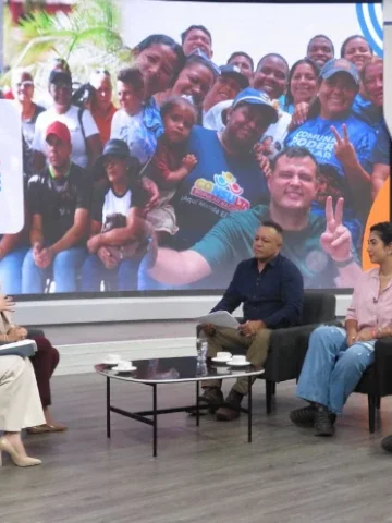 Ministro Ángel Prado anuncia inicio de entrega de financiamientos para proyectos del Poder Popular la próxima semana