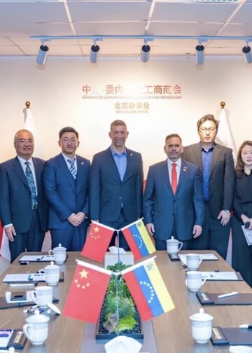 Periódico de la Patria y Multiplataforma Digital 31 Cámara de Comercio e Industria China-Venezuela inaugura nueva oficina central en Beijing