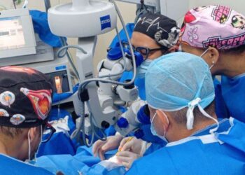 Avanza la rehabilitación hospitalaria y la dotación tecnológica tras el sismo 4 Avanza la rehabilitación hospitalaria y la dotación tecnológica tras el sismo