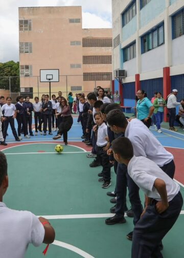 Periódico de la Patria y Multiplataforma Digital 32 Rehabilitan por completo la U.E.N. José Manuel Álvarez en Carrizal tras los daños del doblete sísmico
