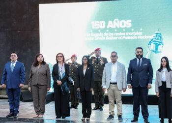 Presidenta Delcy Rodríguez encabeza conmemoración de los 150 años del traslado de los restos del Libertador al Panteón Nacional