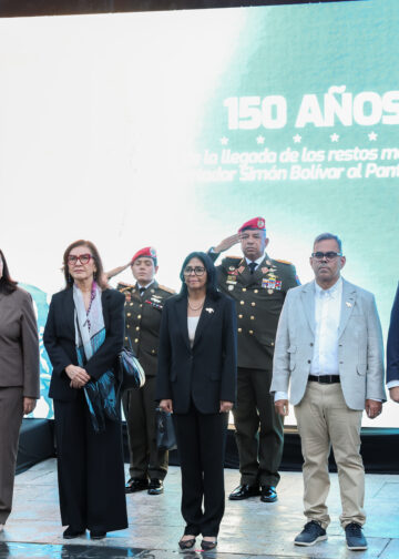 Periódico de la Patria y Multiplataforma Digital 25 Presidenta Delcy Rodríguez encabeza conmemoración de los 150 años del traslado de los restos del Libertador al Panteón Nacional
