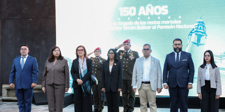Presidenta Delcy Rodríguez encabeza conmemoración de los 150 años del traslado de los restos del Libertador al Panteón Nacional