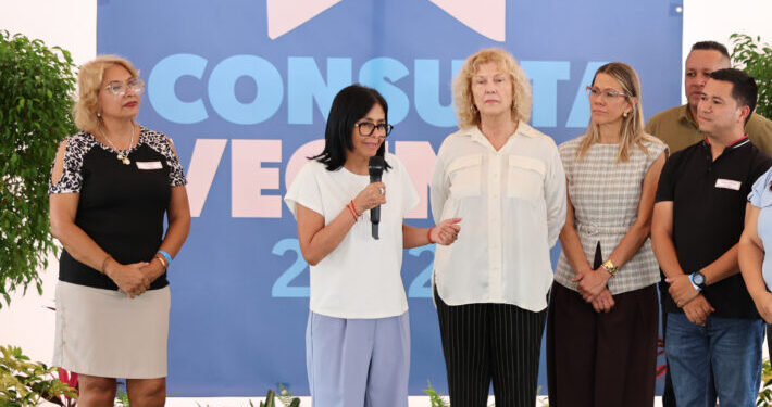 Presidenta Delcy Rodríguez felicita a las juntas de condominio por su participación en la Consulta Popular Nacional 1 Presidenta Delcy Rodríguez felicita a las juntas de condominio por su participación en la Consulta Popular Nacional