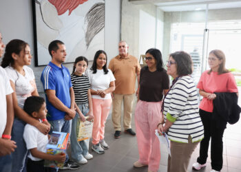Presidenta Delcy Rodríguez entrega 564 viviendas a los afectados por el doble sismo