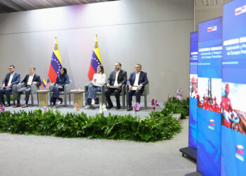 Presidenta Delcy Rodríguez destaca récord de producción petrolera en el Zulia y anuncia expansión energética tras acuerdos con Estados Unidos