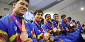 Gobierno Nacional impulsa el sueño olímpico y reconoce a campeones suramericanos