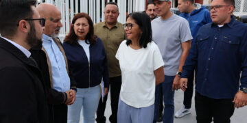 Presidenta Delcy Rodríguez visita el Circuito Comunal Nueve Raíces de Simón en Caracas