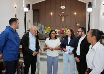 Presidenta Delcy Rodríguez califica de histórica la participación en la Consulta Popular Nacional del 18 de octubre