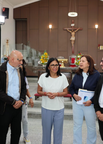 Presidenta Delcy Rodríguez califica de histórica la participación en la Consulta Popular Nacional del 18 de octubre
