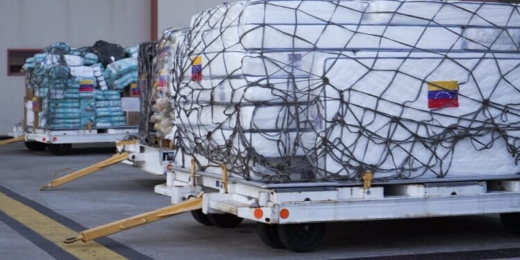 Venezuela envía cargamento con ayuda humanitaria a Panamá tras sismo