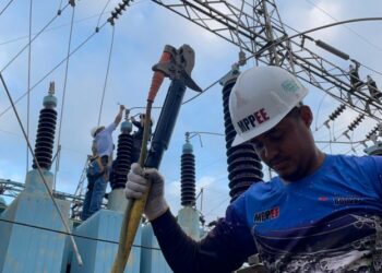 Corpoelec trabaja en plan a corto plazo para estructurar el SEN con la incorporación de 1.300 megavatios