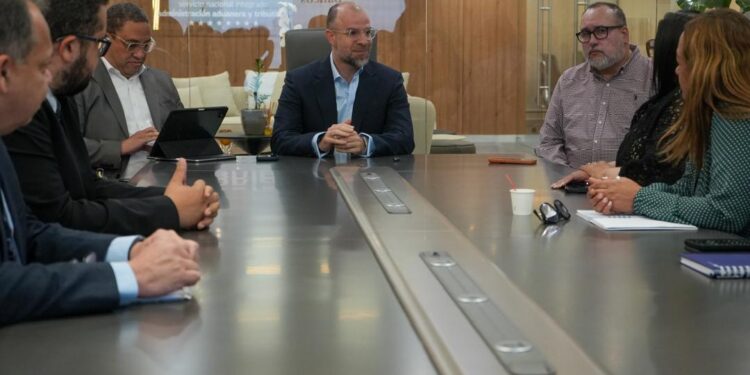 Seniat y Sudeban formalizan alianza estratégica para fortalecer la recaudación tributaria y la transparencia fiscal 1 Seniat y Sudeban formalizan alianza estratégica para fortalecer la recaudación tributaria y la transparencia fiscal