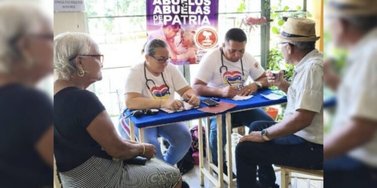 Más de 1.200 habitantes de Barinas recibieron atención integral