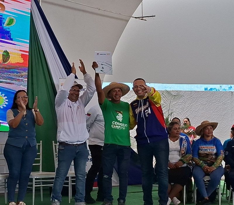 Soberanía alimentaria: 822 productores de Portuguesa reciben títulos sobre 10.996 hectáreas 5 WhatsApp Image 2026 10 15 at 9.23.58 AM 1