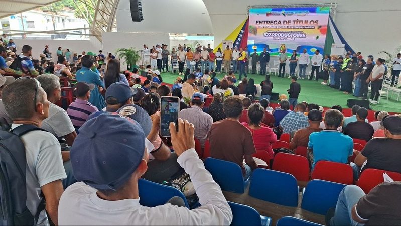 Soberanía alimentaria: 822 productores de Portuguesa reciben títulos sobre 10.996 hectáreas 3 WhatsApp Image 2026 10 15 at 9.23.58 AM 3