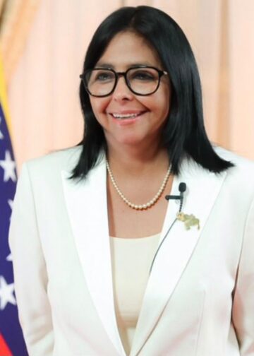 Gobierno venezolano suscribe 61 contratos en hidrocarburos y negocia 44 acuerdos adicionales bajo la nueva ley