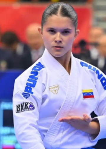 Periódico de la Patria y Multiplataforma Digital 32 Daniela García conquista bronce mundial juvenil en kata y rompe una sequía de 25 años para Venezuela