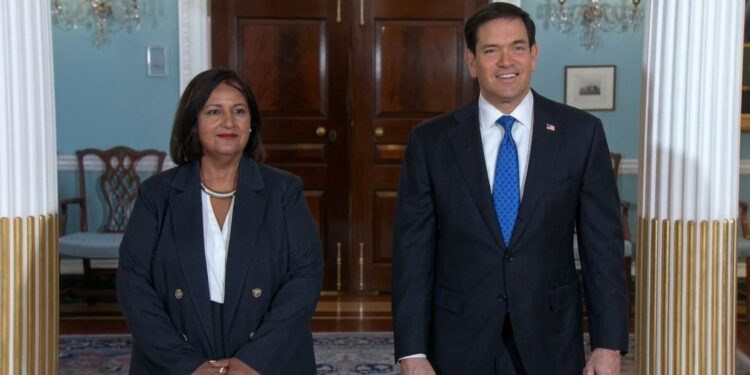 Secretario de Estado de EE.UU, Marco Rubio, y la exdiputada Dinorah Figuera se reunieron en Washington