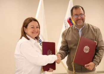Alianza entre ministerios e INTEVEP impulsa los prototipos científicos a escala industrial 12 Alianza entre ministerios e INTEVEP impulsa los prototipos científicos a escala industrial