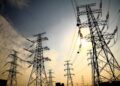 Operativo de emergencia para restablecer el servicio eléctrico en Puerto Páez tras incidencia climática