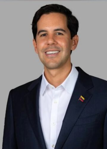 Oliver Blanco es designado como nuevo canciller de Venezuela
