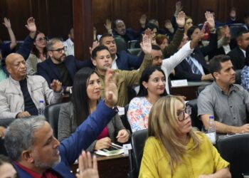 AN aprueba en primera discusión el Proyecto de Ley Aprobatoria de la Convención sobre la Organización Internacional para las Ayudas a la Navegación Marítima 7 AN aprueba en primera discusión el Proyecto de Ley Aprobatoria de la Convención sobre la Organización Internacional para las Ayudas a la Navegación Marítima