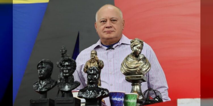 Diosdado Cabello reafirma el compromiso del Gobierno nacional con el pueblo de La Guaira tras cuatro meses del doble terremoto 1 Diosdado Cabello reafirma el compromiso del Gobierno nacional con el pueblo de La Guaira tras cuatro meses del doble terremoto
